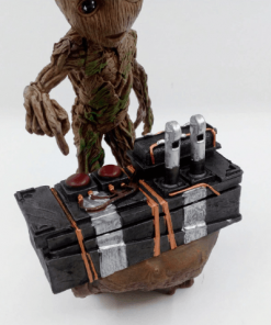 baby groot bomba guardianes