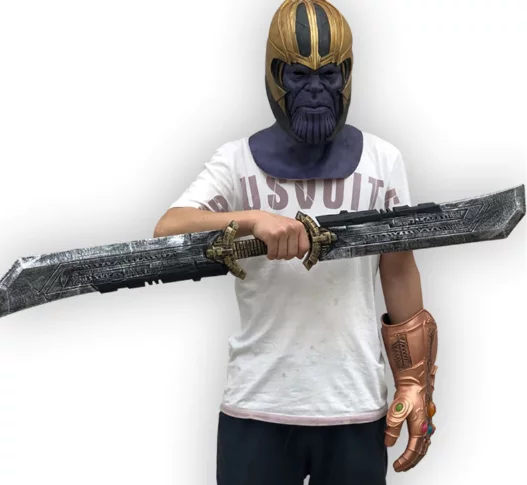 thanos espada doble